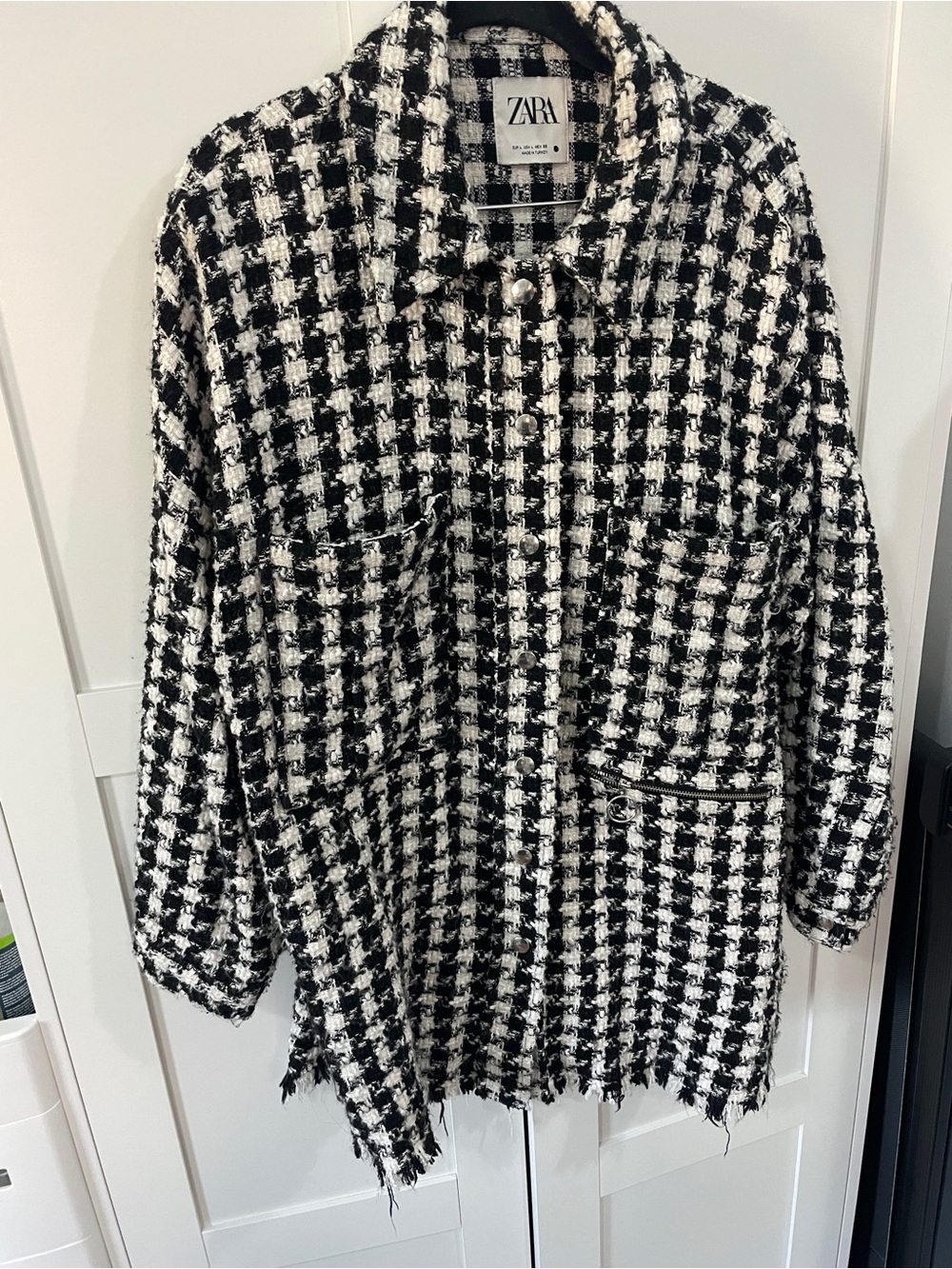 Zara Oversized Tweed Boucle Jacket Women’s L Black White Frayed Shacket